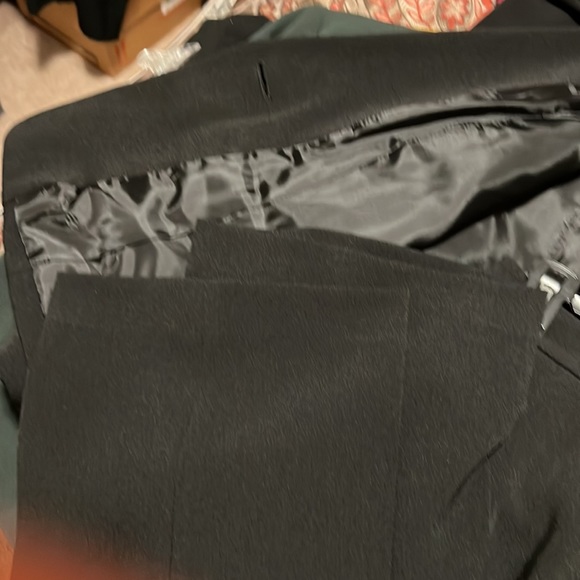 Kasper Black 2-pce suit, Sz 8P, NWOT - Picture 11 of 11